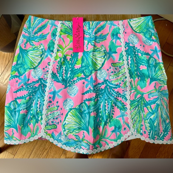 Lilly Pulitzer Dresses & Skirts - Lilly Pulitzer Tropical Pink and Green Mini Skirt Size 12 New with tags
